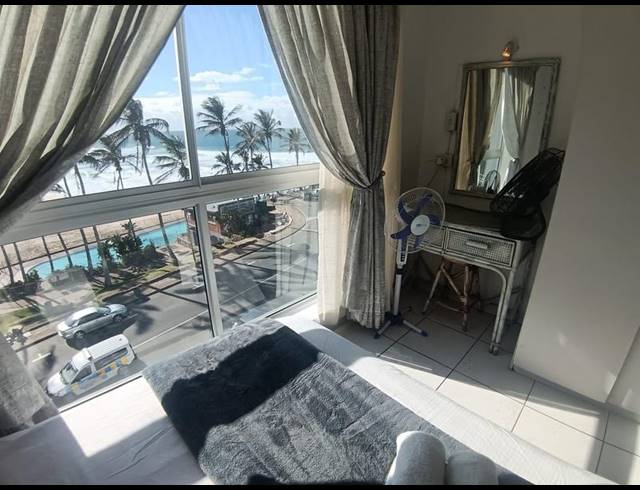 3 BEDROOM APARTMENT FOR SALE IN MARGATE BEACH